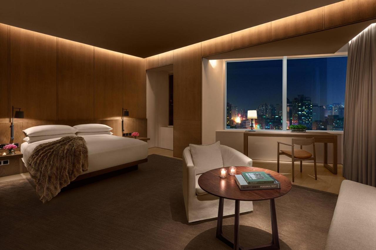 The Shanghai Edition Luaran gambar
